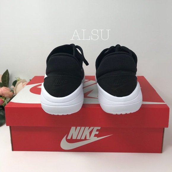 Nike Air Max Sasha Black White W AUTHENTIC - Picture 7 of 8